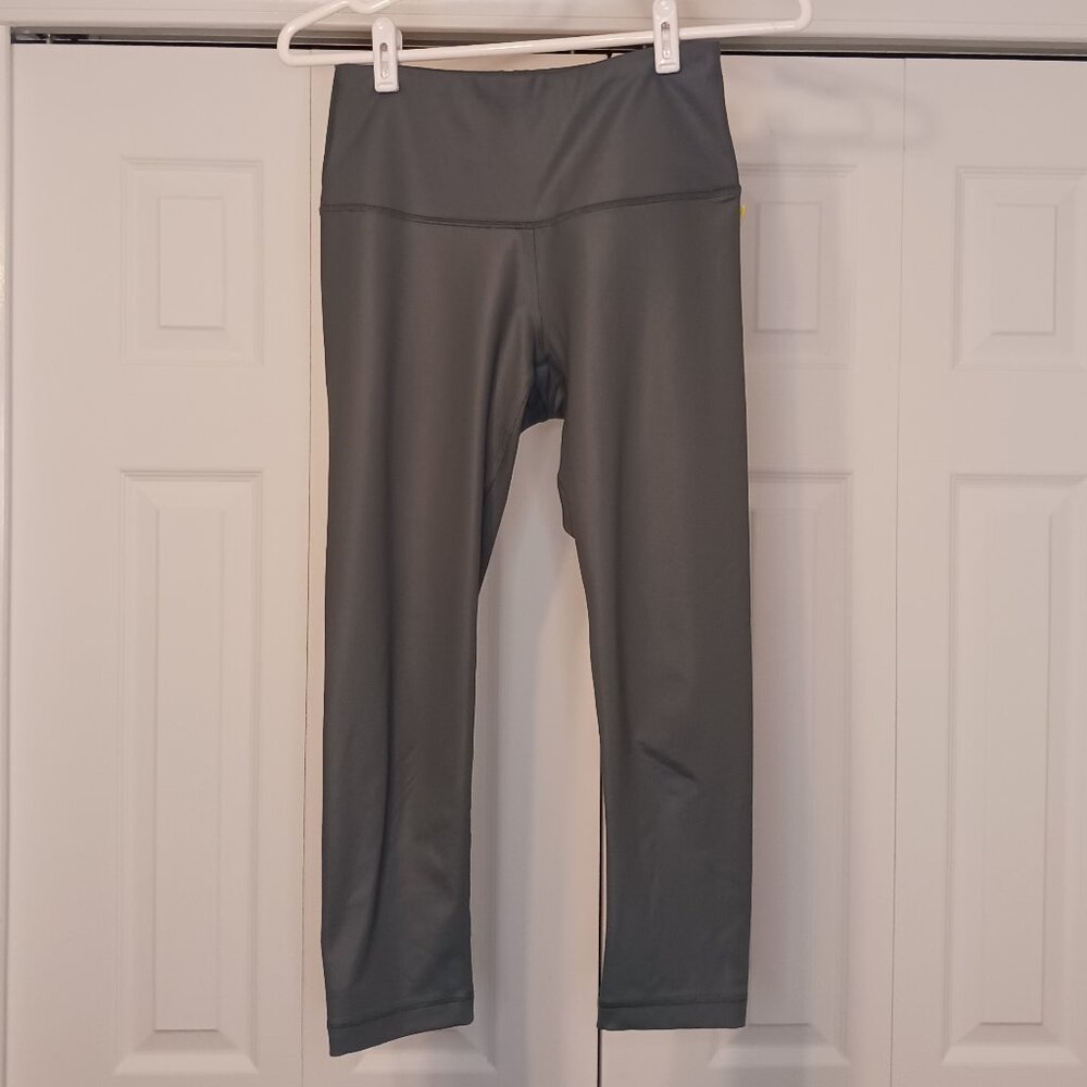 #220 3/$18 - 90 Degrees by Reflex Green Leggings Size Small